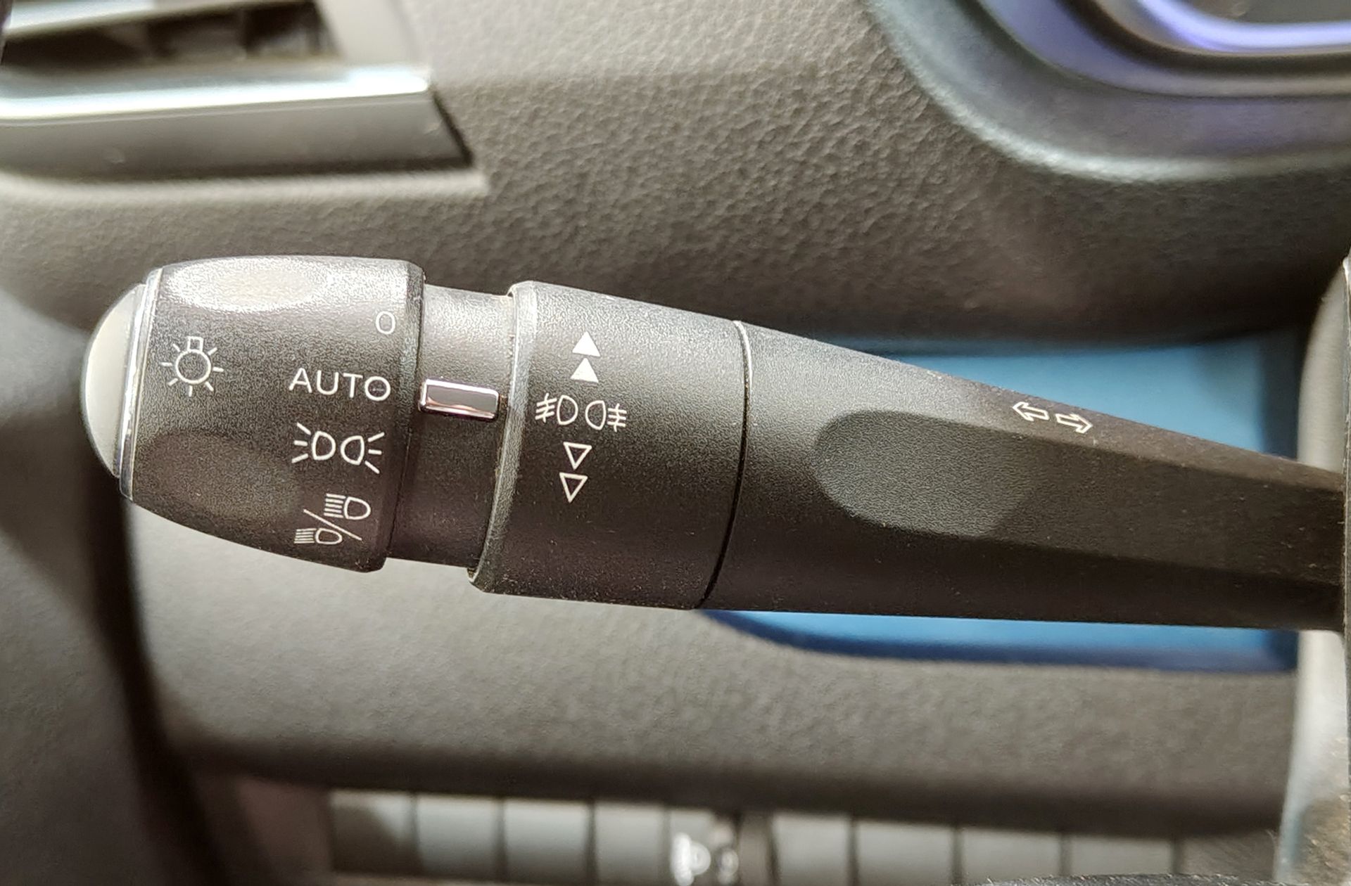 Peugeot Traveller BlueHDi 150 Active Standard 8 plazas - foto 26