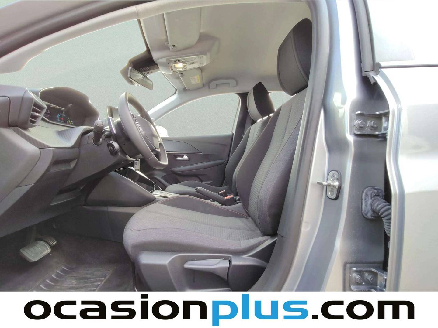 Foto asientos delanteros Peugeot 208 Peugeot 208 Style Hybrid 110 eDCS6 (110 CV)