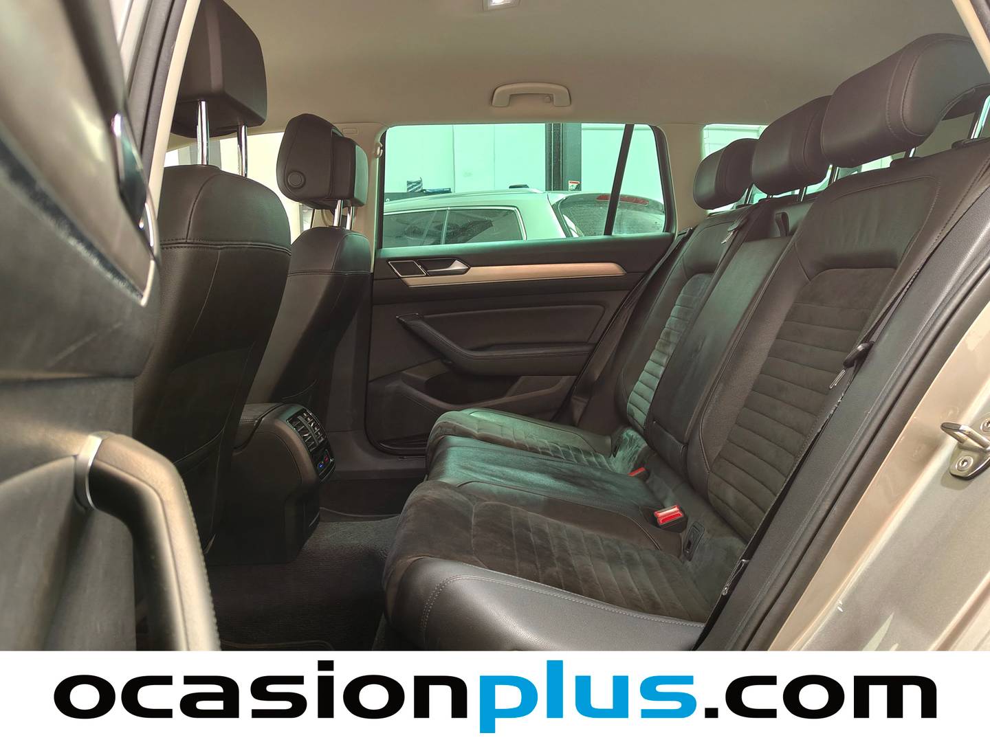 Foto asientos traseros Volkswagen Passat Volkswagen Passat Variant V2.0 TDI BMT (150 CV) DSG