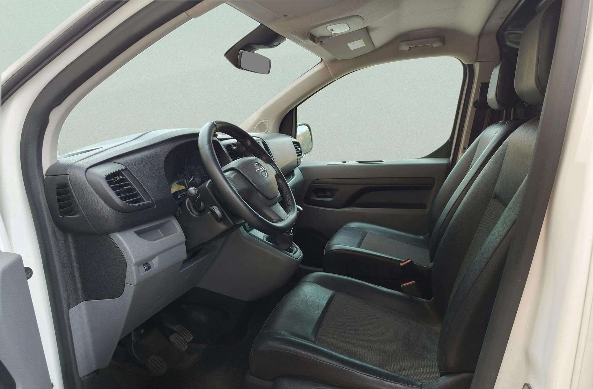 Opel Vivaro Furgon 1.5 Diesel S Standart Express - foto 8