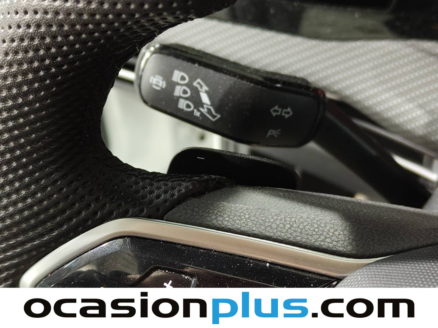 Volkswagen Golf Volkswagen Golf R-Line 1.5 eTSI (150 CV) DSG de ocasión