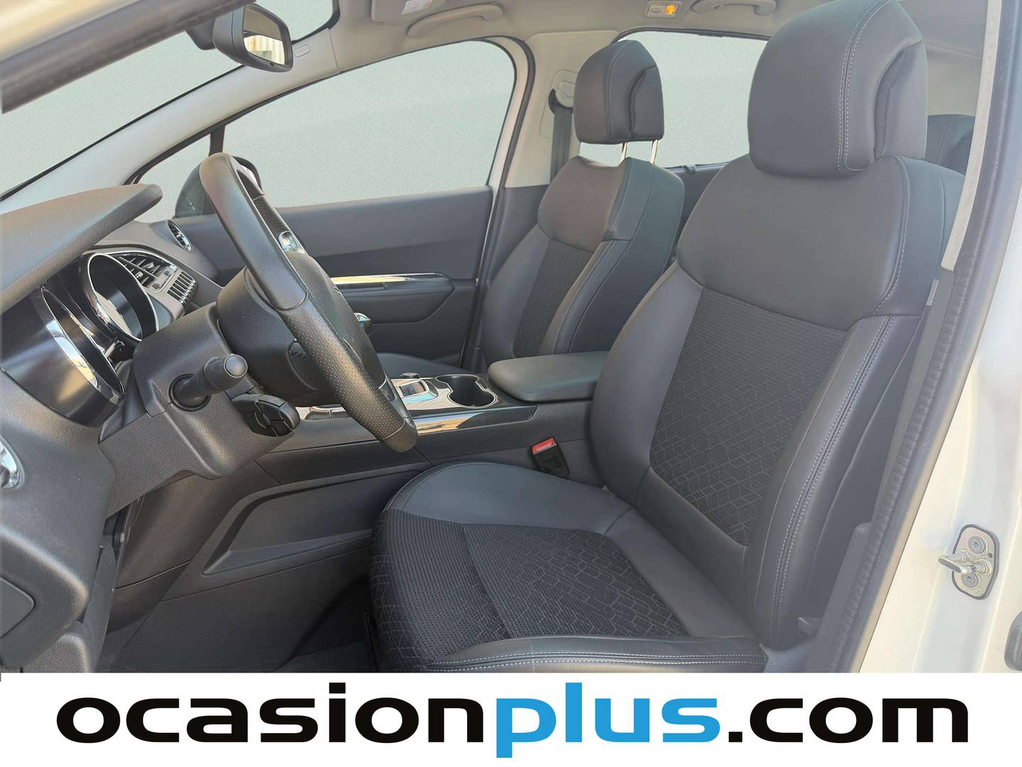 Foto asientos delanteros Peugeot 3008 Peugeot 3008 1.6 BlueHDi FAP Allure (120 CV)