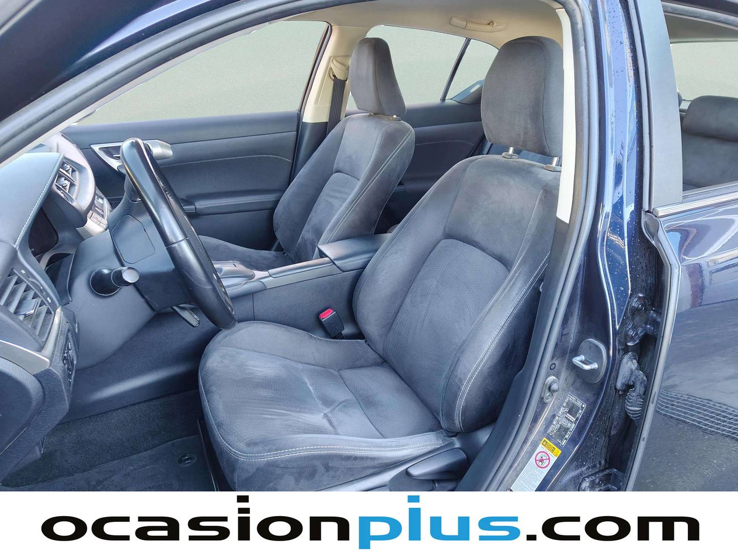 Foto Lexus CT Lexus CT 200h Business (136 CV)