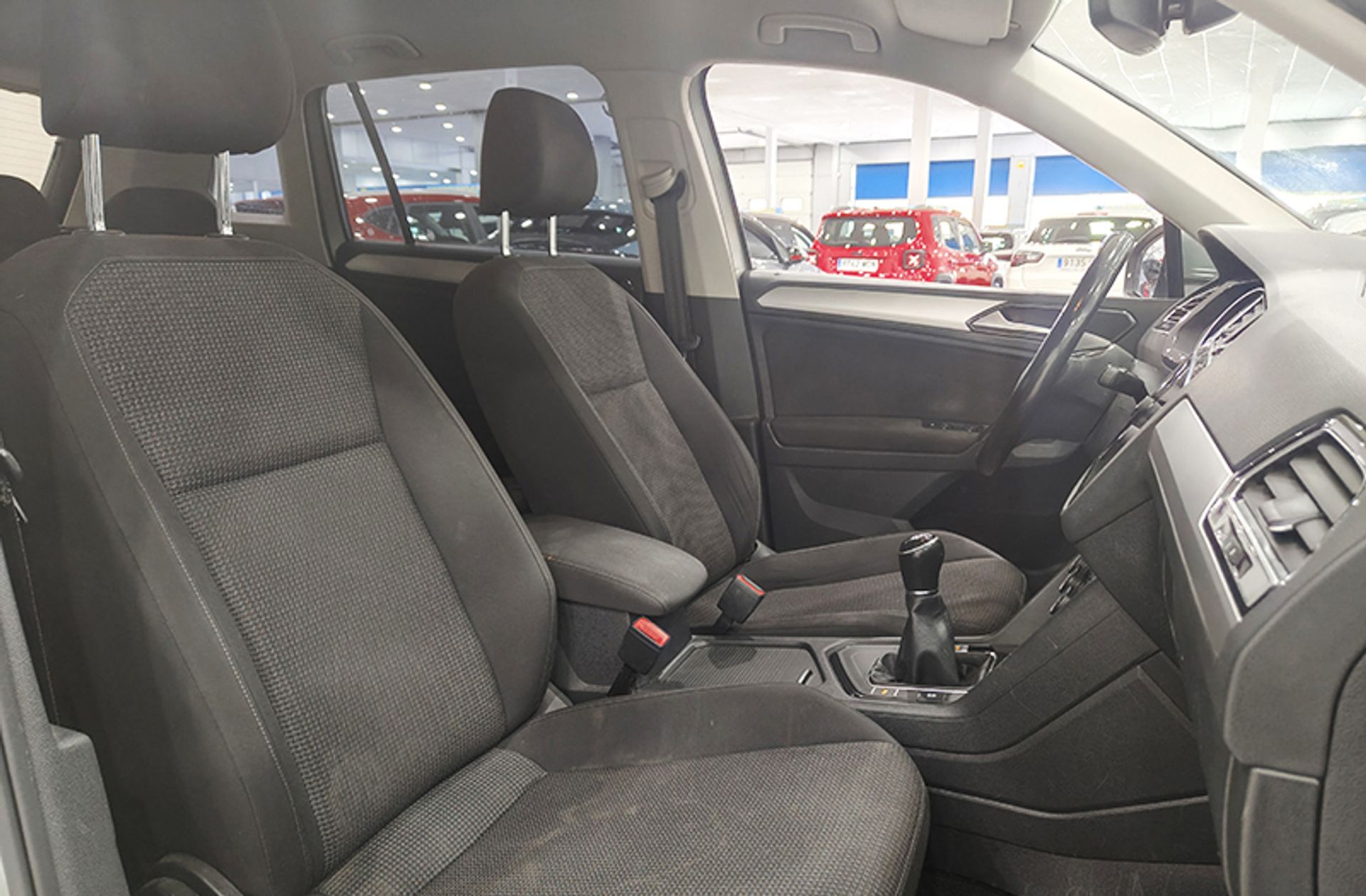 Volkswagen Tiguan Edition 2.0 TDI - foto 14