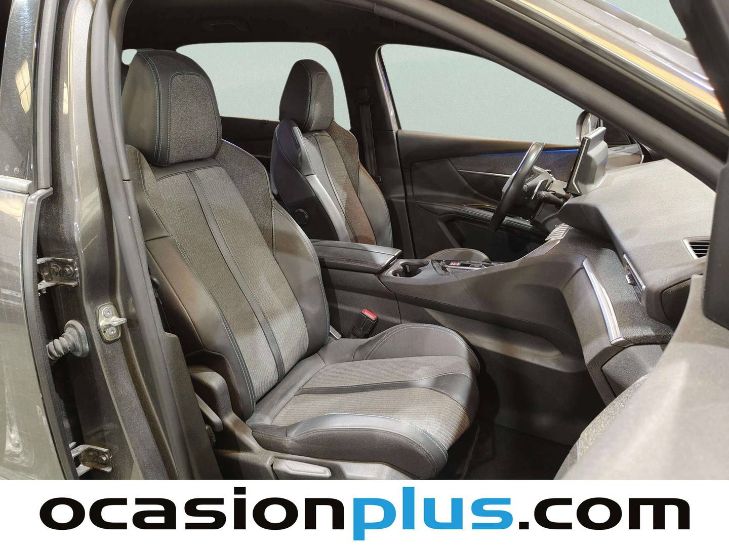 Foto Peugeot 5008 Peugeot 5008 PureTech 130 S&S Allure Pack EAT8 (130 CV) 7 Plazas