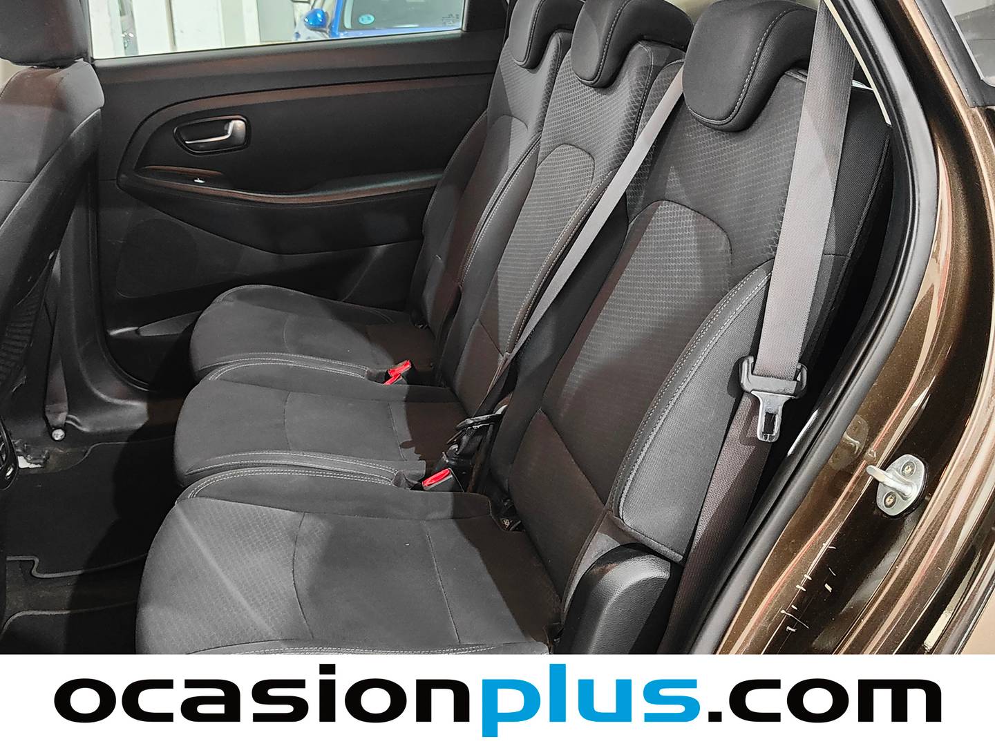 Foto asientos traseros KIA Carens KIA Carens 1.7 CRDi VGT Concept Eco-Dynamics (115 CV) 7 Plazas