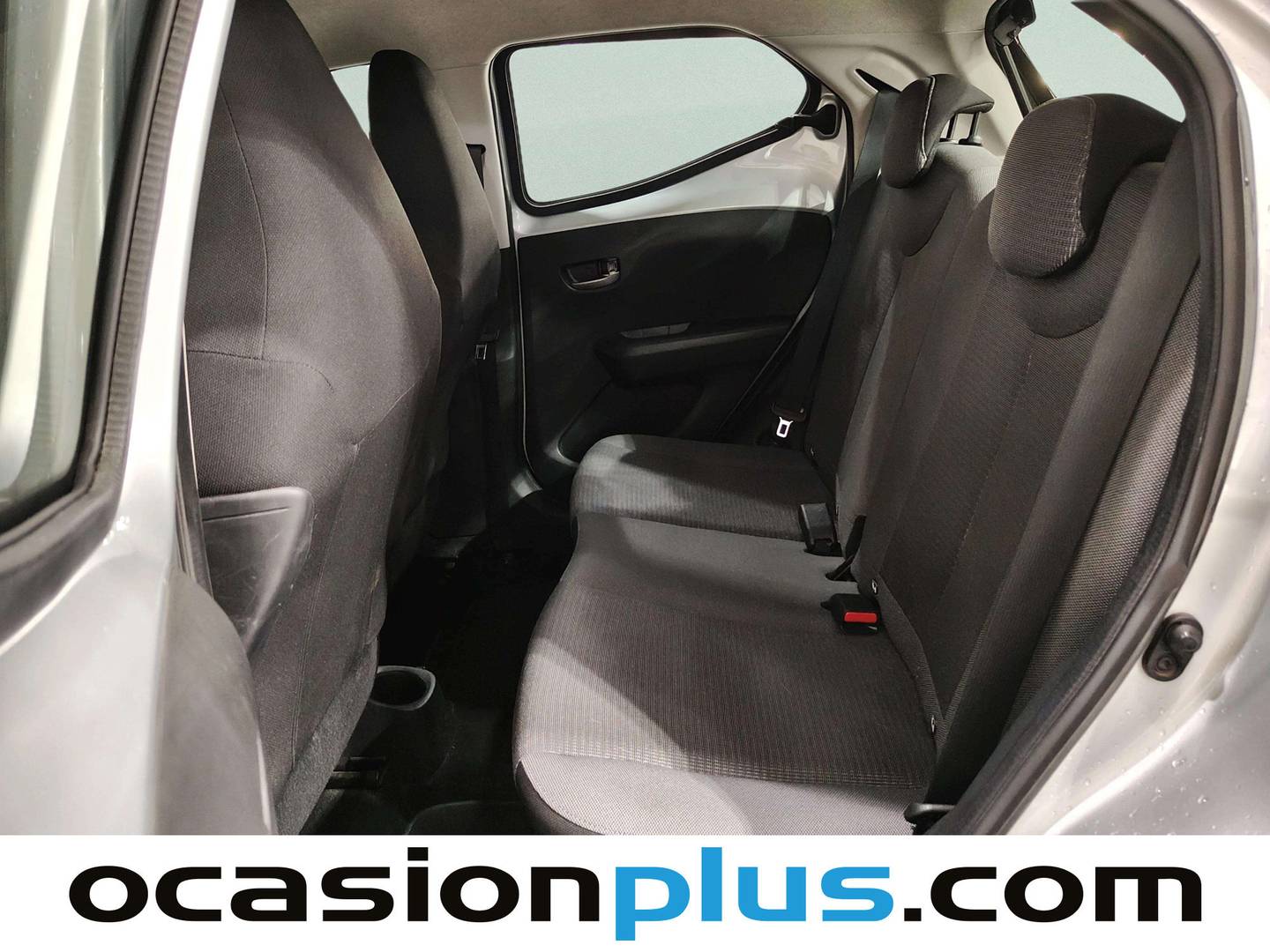 Foto asientos traseros Toyota Aygo Toyota Aygo 1.0 70 x-play (72 CV)