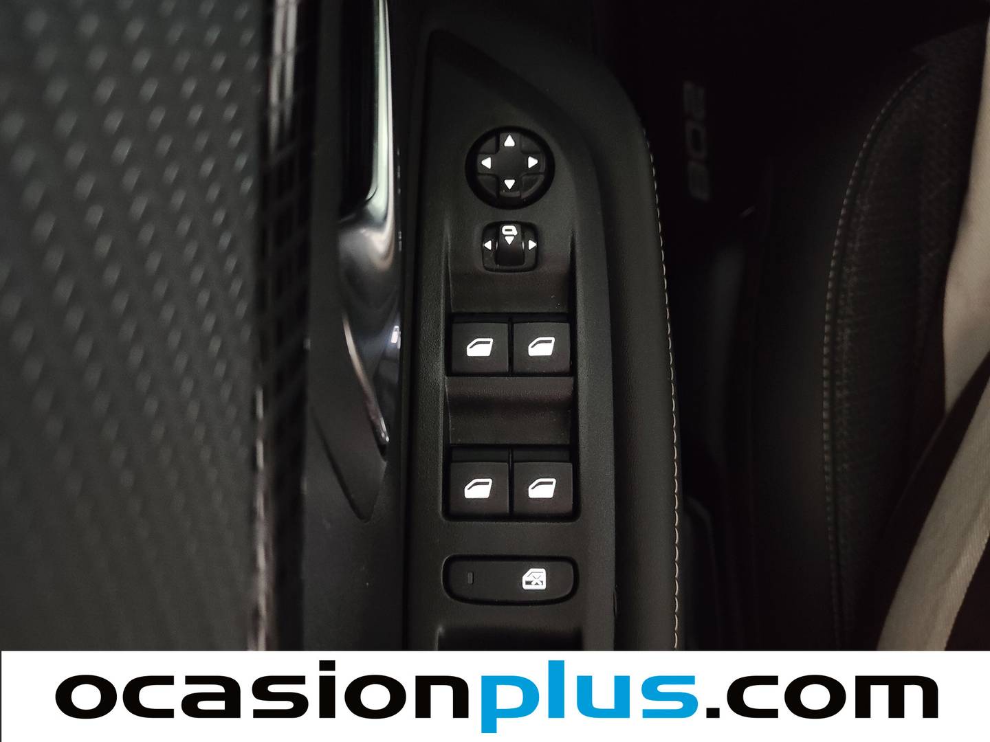 Peugeot 208 Peugeot 208 Allure Hybrid eDCS6 (100 CV) de ocasión