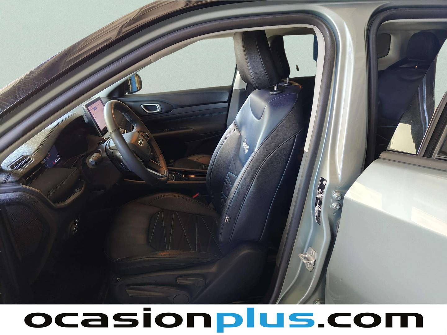 Foto asientos delanteros Jeep Compass Jeep Compass 1.5 MHEV Upland DCT (130 CV)