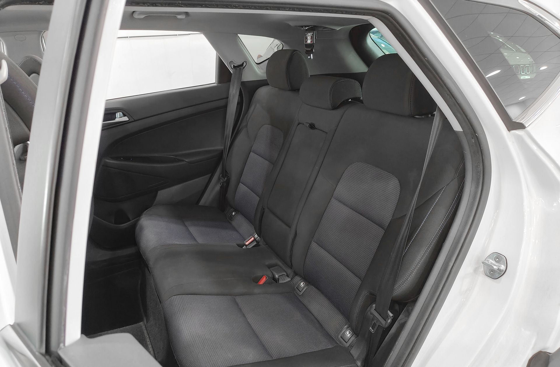 Hyundai Tucson 2.0 CRDi Tecno Sky 4x4 - foto 12