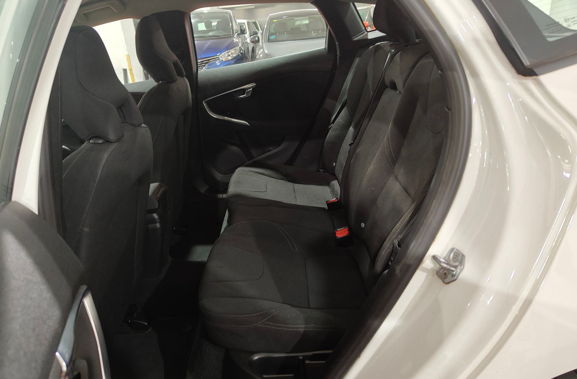Volvo V40 D2 Kinetic - foto 10