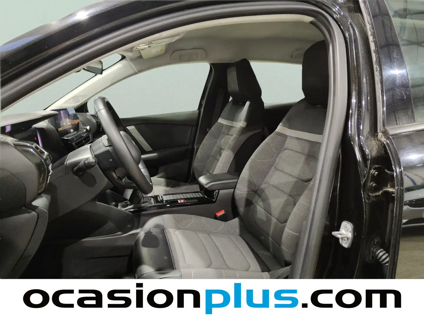 Foto Citroën C4 Citroen C4 PureTech 130 S&S 6v Feel Pack (130 CV)