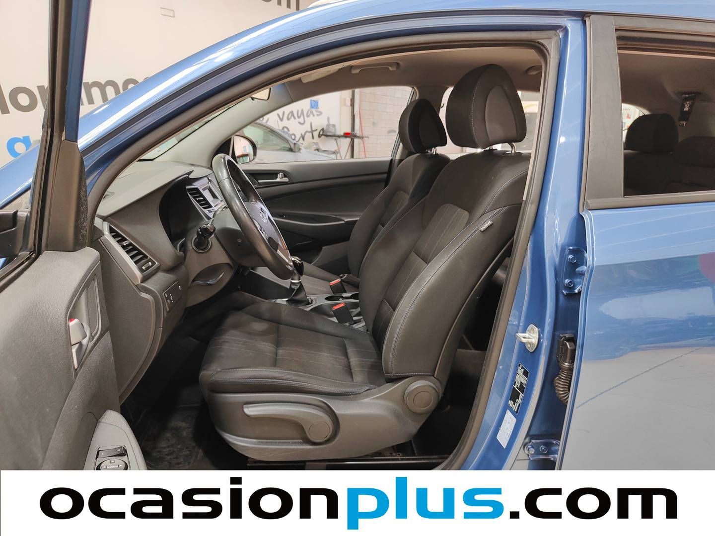 Foto asientos delanteros Hyundai Tucson Hyundai Tucson 1.7 CRDI BlueDrive Essence 4x2 (115 CV)