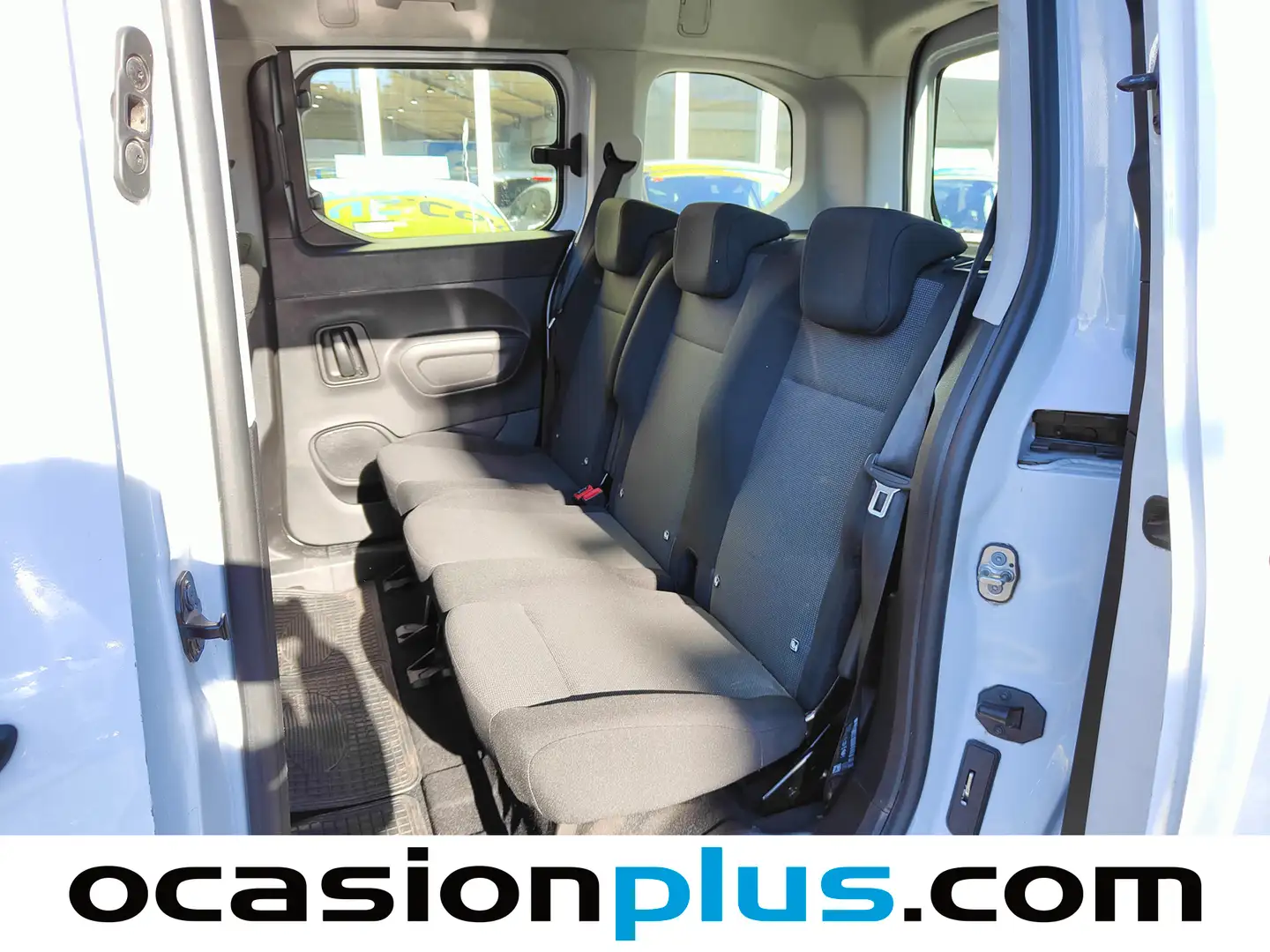 Foto Peugeot Rifter Peugeot Rifter Active Pack Business Standard BlueHDi (100 CV)