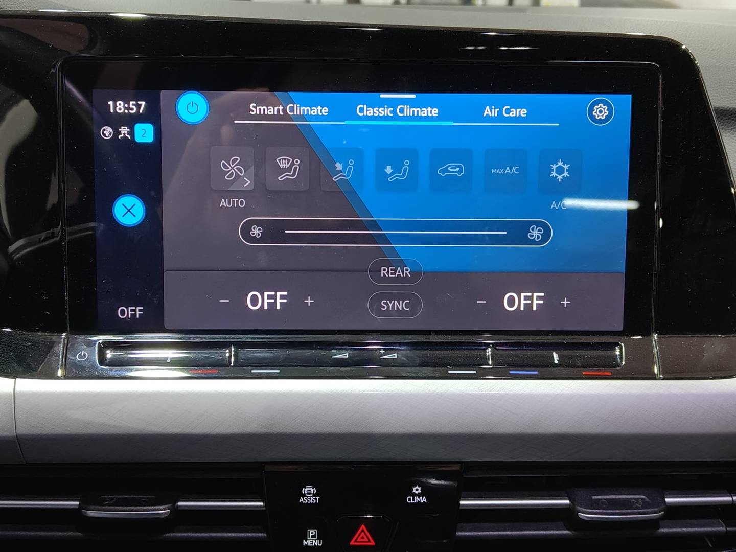 Foto Volkswagen Golf Volkswagen Golf Life 2.0 TDI (115 CV)