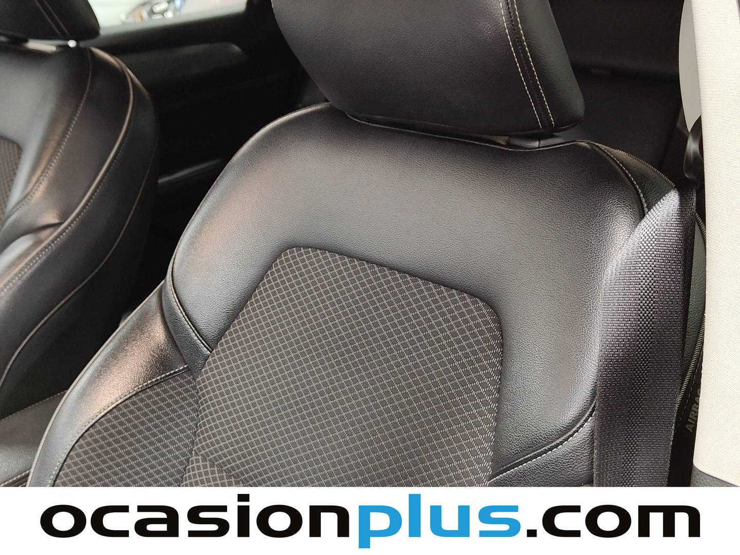 Extras y acabados del Renault Arkana Renault Arkana Techno TCe 140 Mild hybrid EDC (140 CV)
