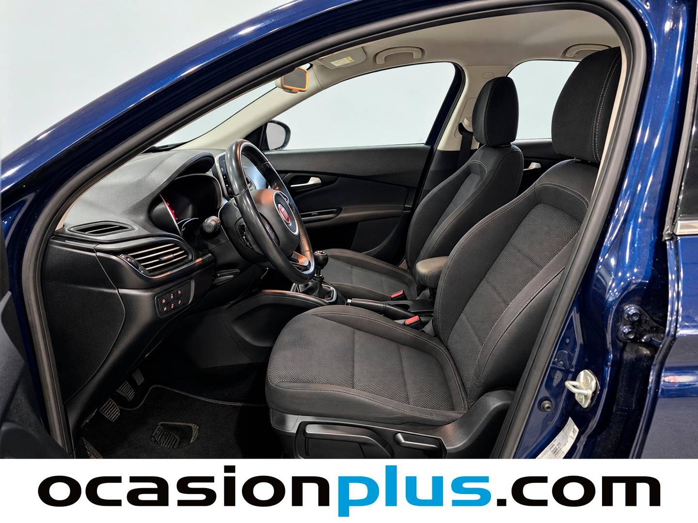 Foto asientos delanteros Fiat Tipo Fiat Tipo SW 1.6 Multijet Lounge II (120 CV)