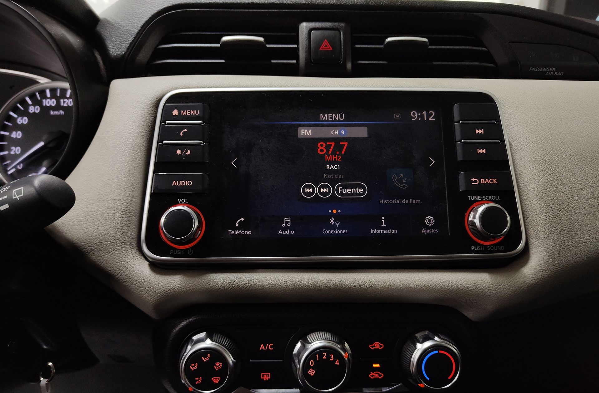 Nissan Micra IG-T 100 Acenta - foto 26