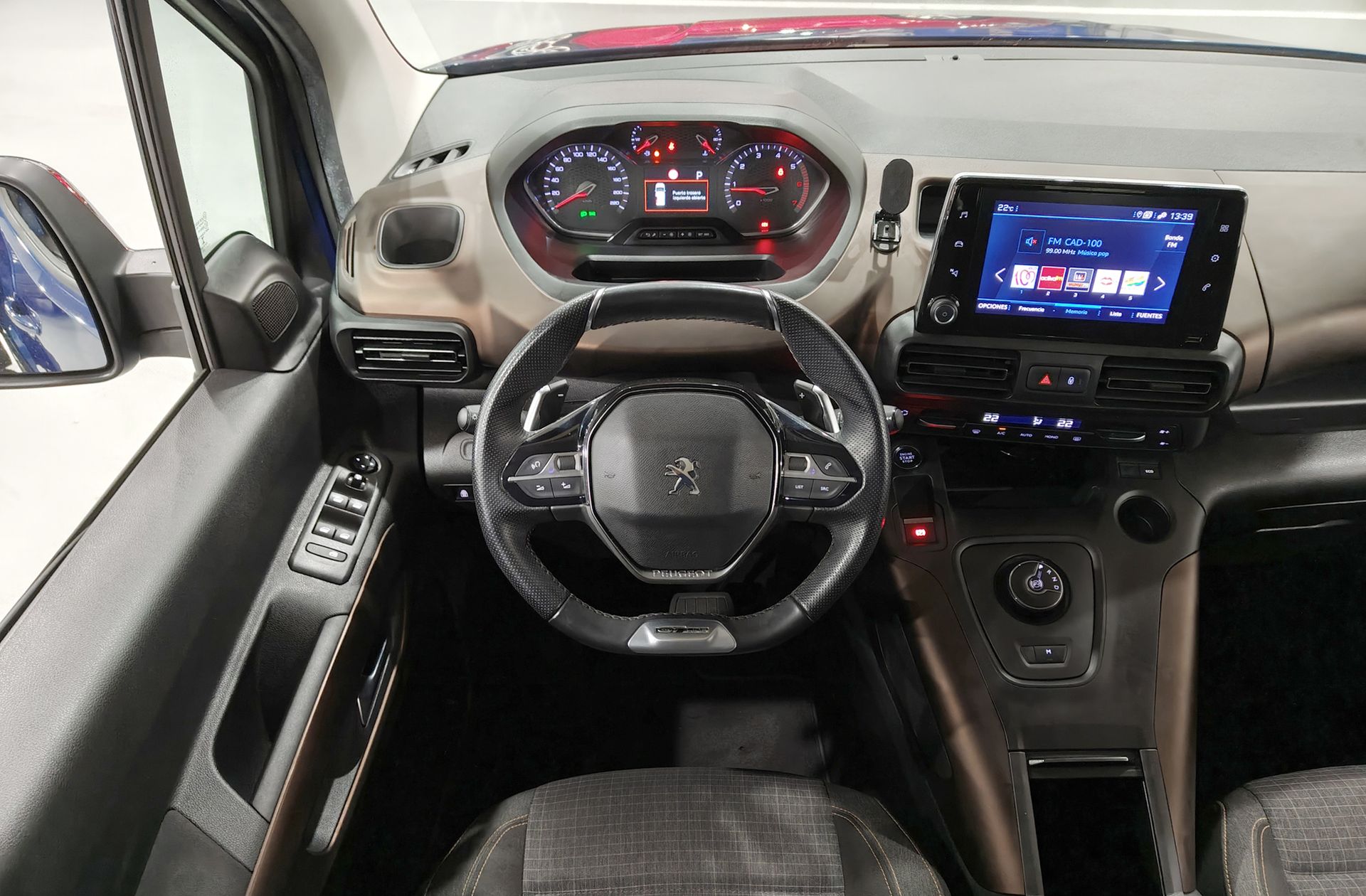 Peugeot Rifter BlueHDi 130 GT Line Standard EAT8 - foto 22