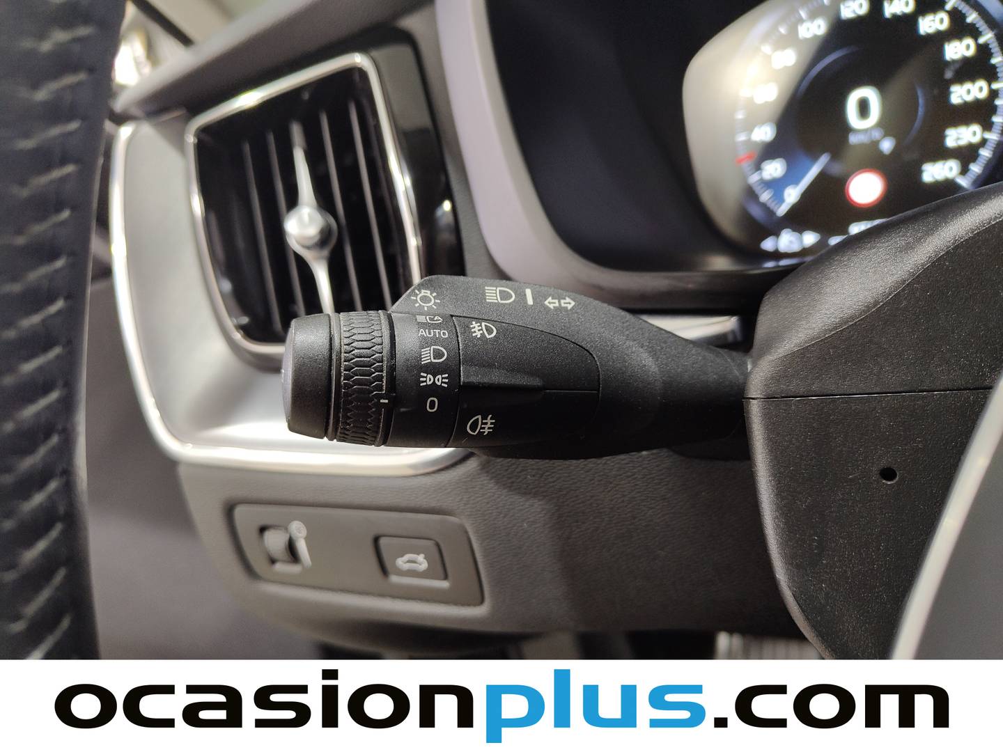 Volvo XC60 Volvo XC60 B4 D Momentum Pro Auto (197 CV) barato