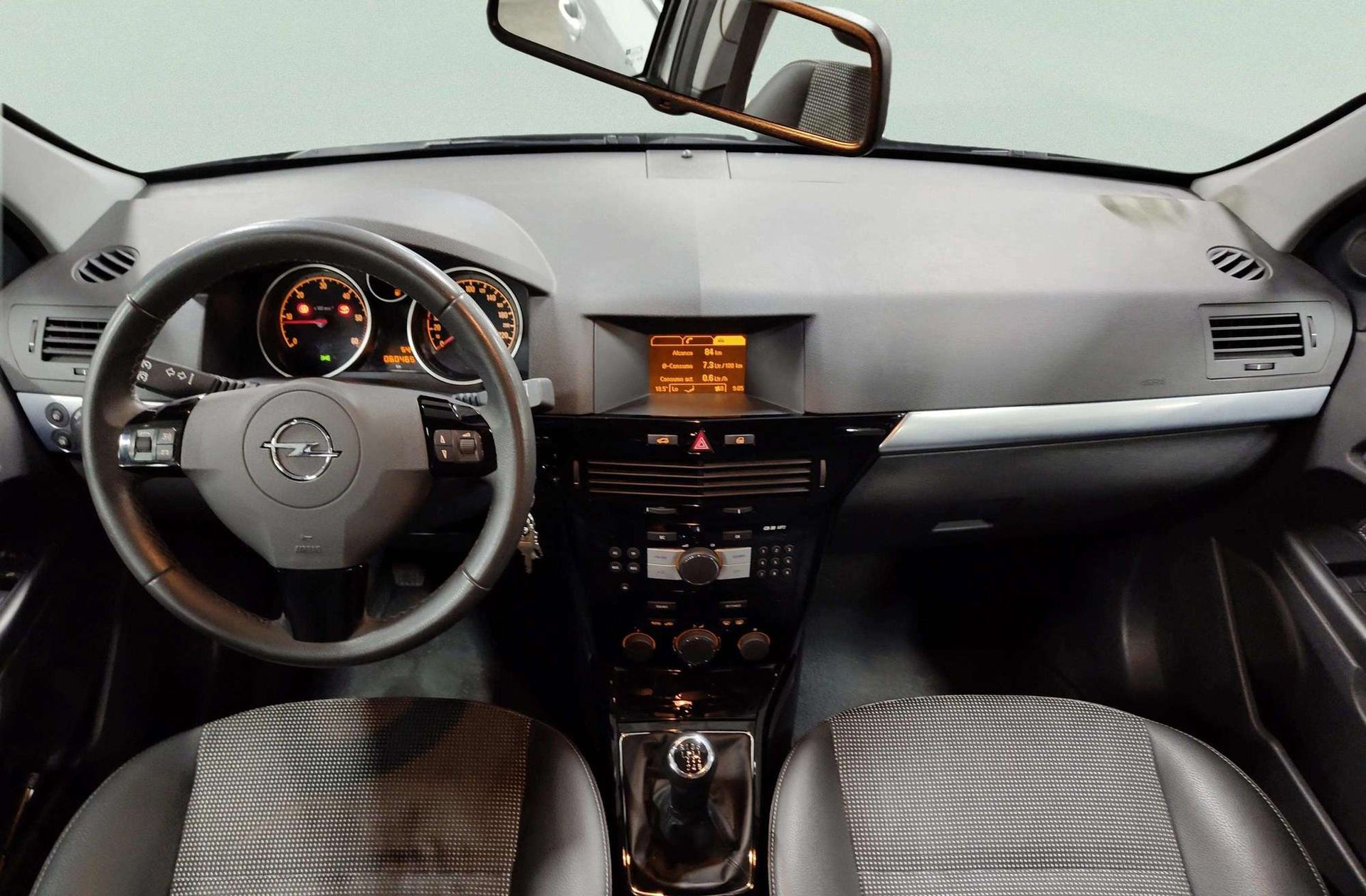 Opel Astra 1.7 CDTI Sedan Edition - foto 7
