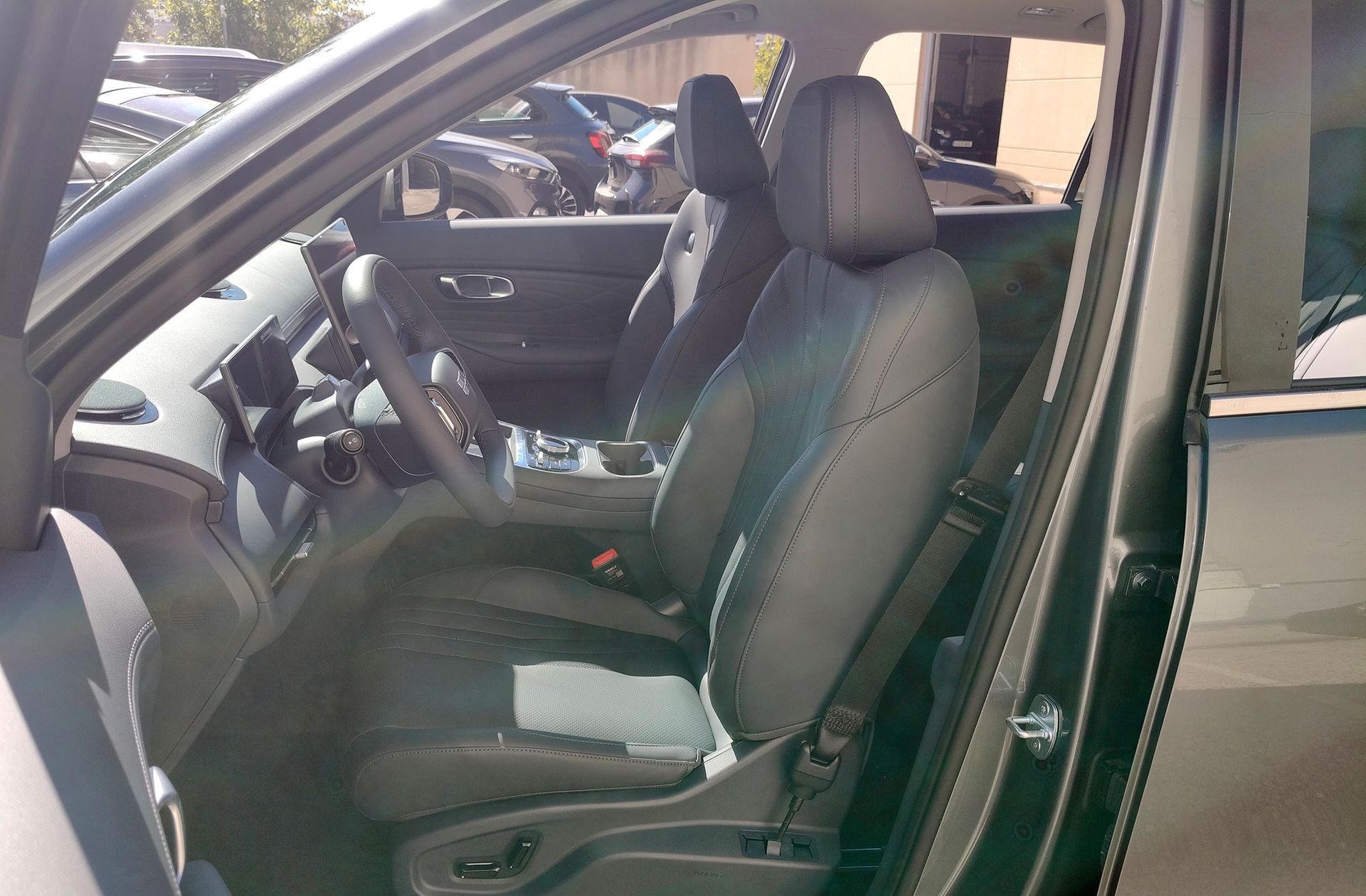 Geely Starray EM-i 1.5 PHEV Pro - foto 10