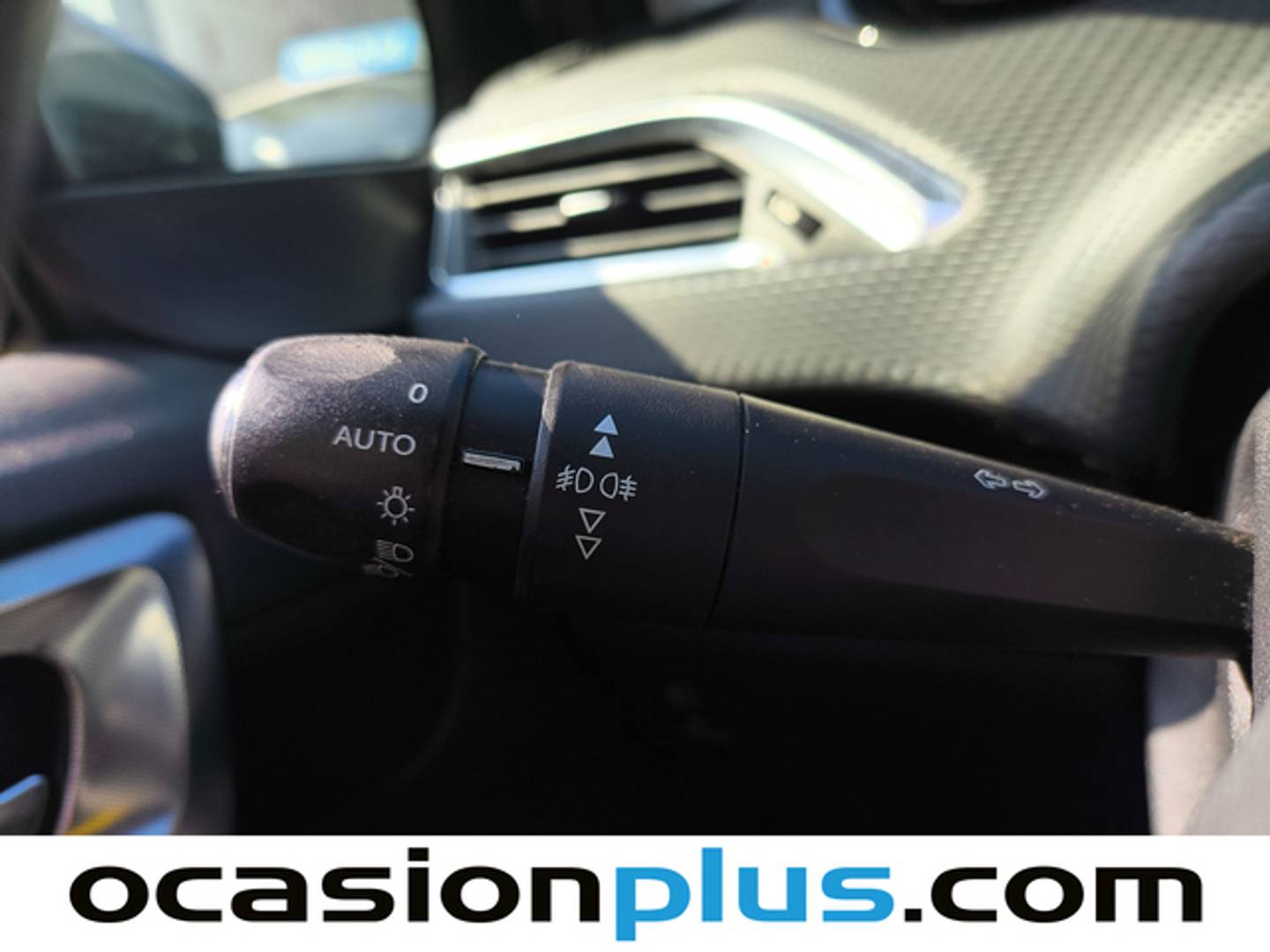 Peugeot 2008 Peugeot 2008 BlueHDi 120 S&S Allure (120 CV) de segunda mano