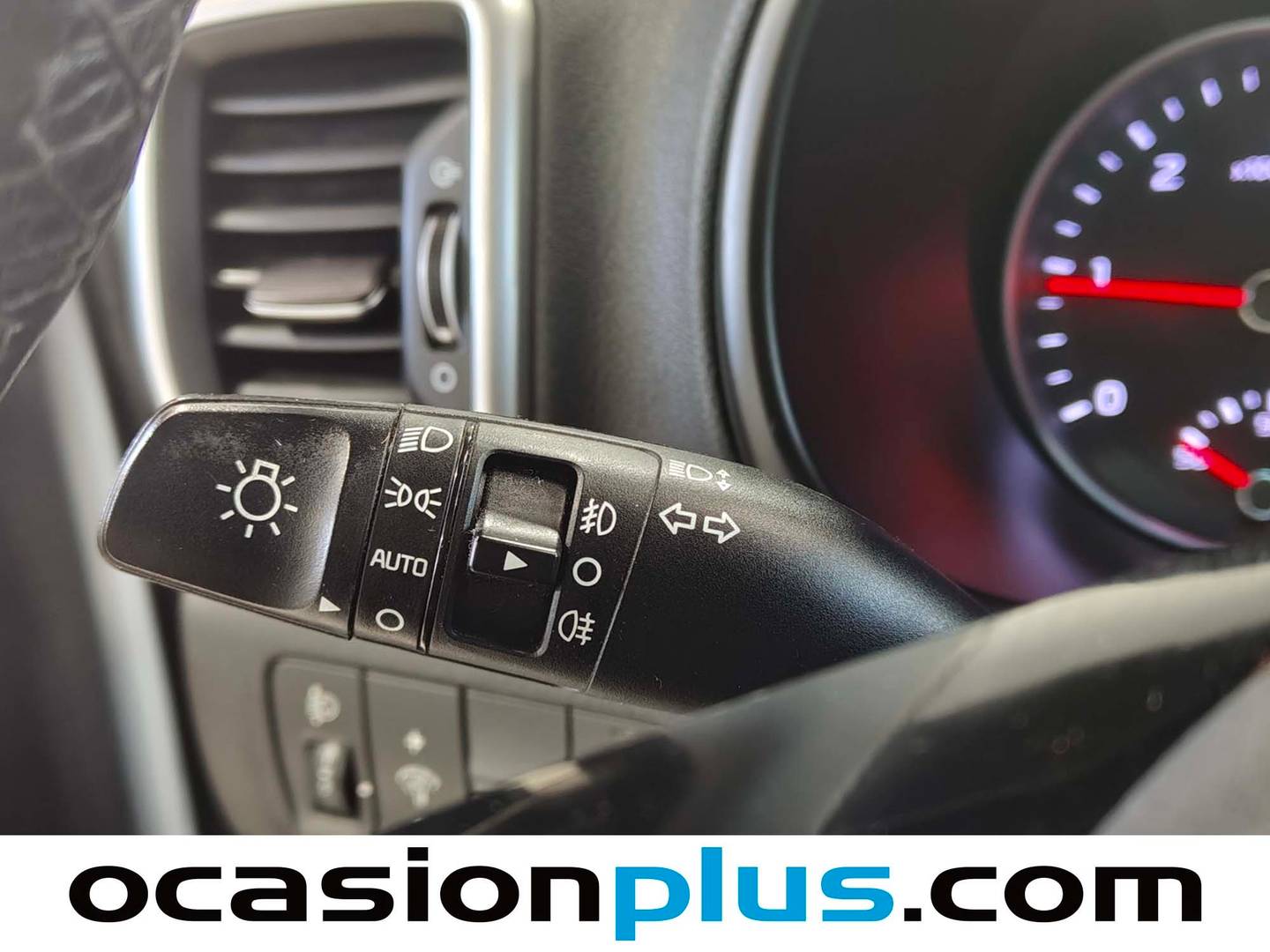 KIA Sportage KIA Sportage 1.6 MHEV Business 4x4 (136 CV) de segunda mano