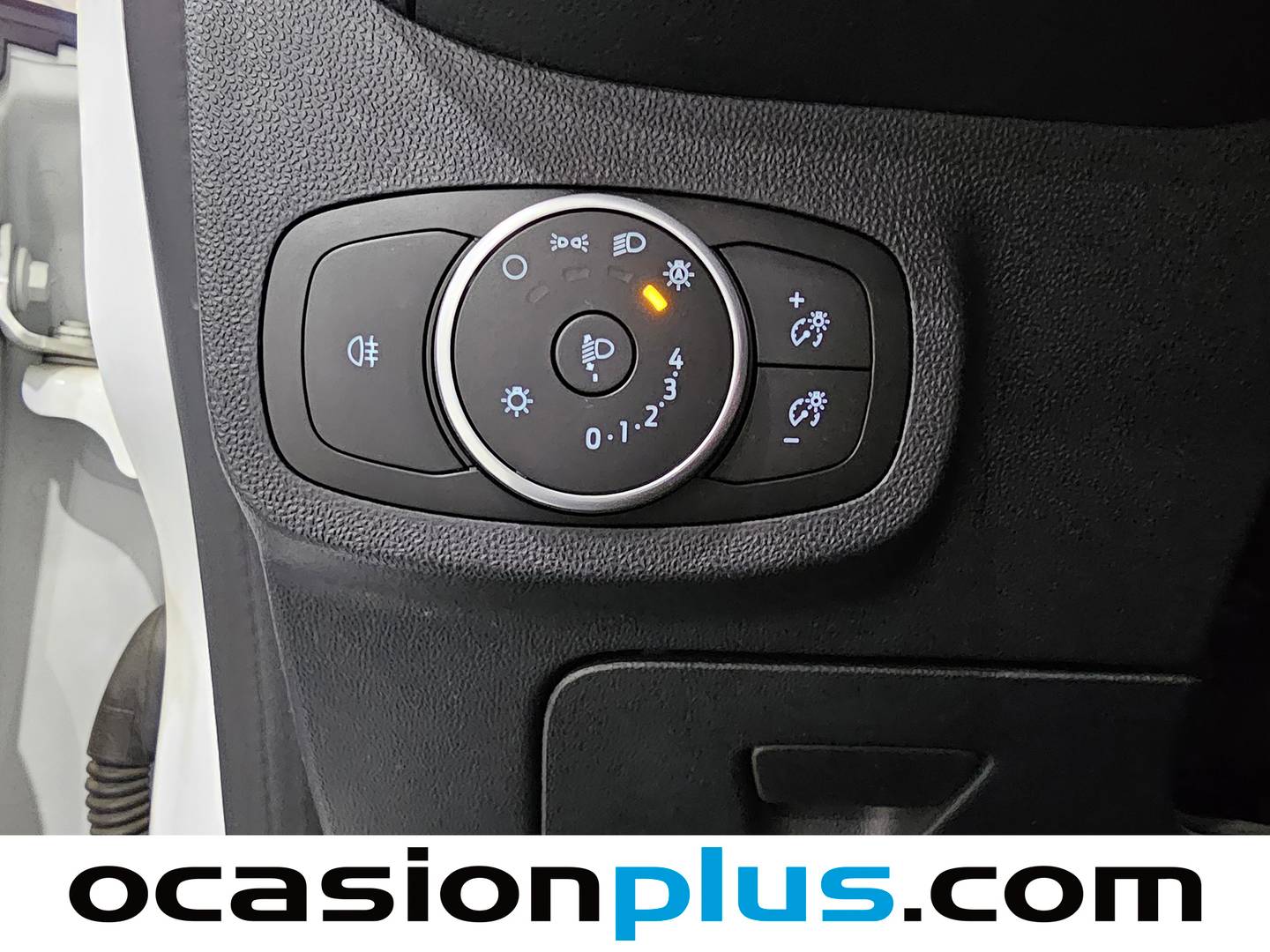 Extras del Ford Fiesta Ford Fiesta 1.1 PFI GLP Trend (75 CV)