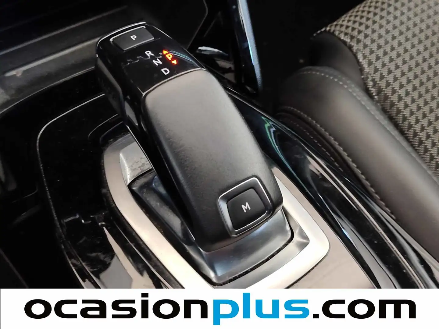 Foto Peugeot 208 Peugeot 208 PureTech 130 GT Pack EAT8 (130 CV)