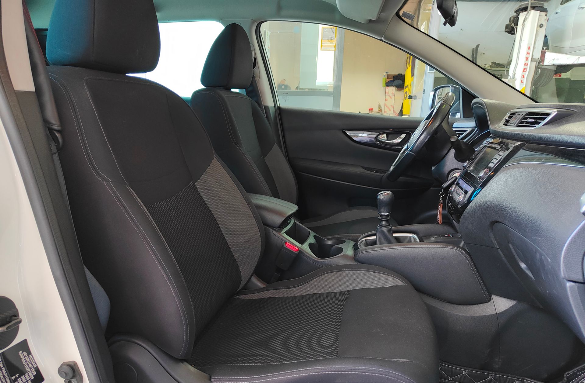 Nissan Qashqai dCi 115 Acenta - foto 16
