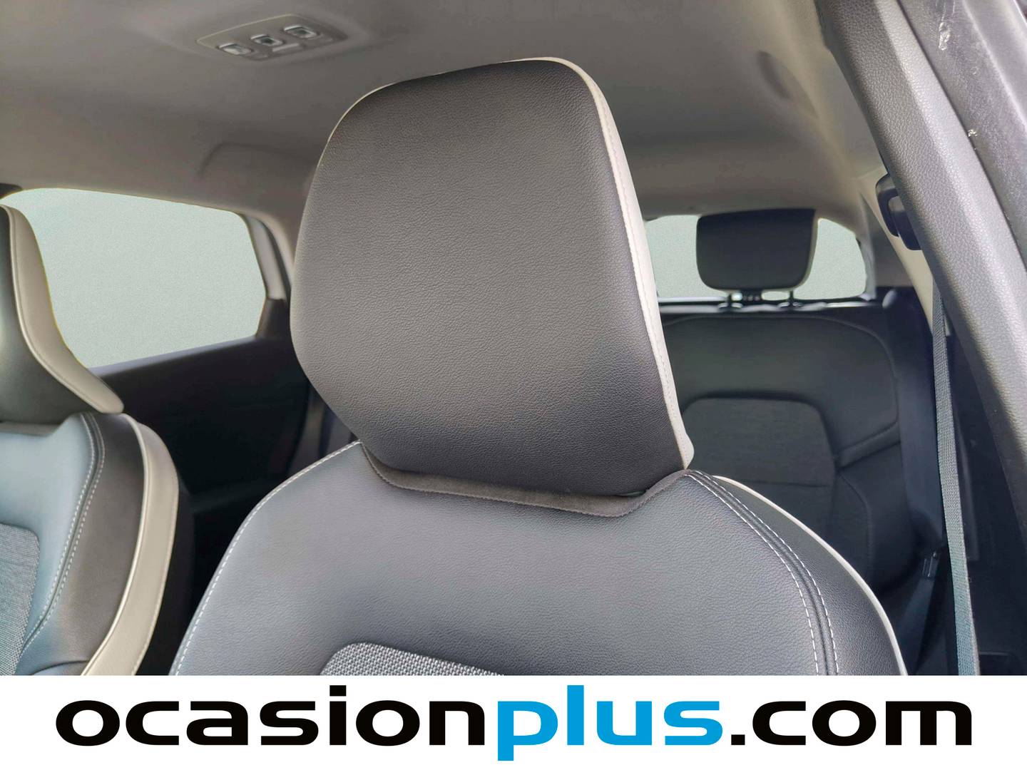 Extras y acabados del Renault Captur Renault Captur Zen E-TECH Híbrido enchufable (160 CV)