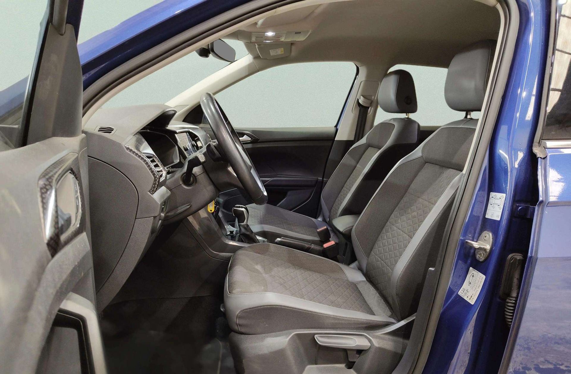 Volkswagen T-Cross Sport 1.5 TSI DSG Paquete R-Line - foto 13