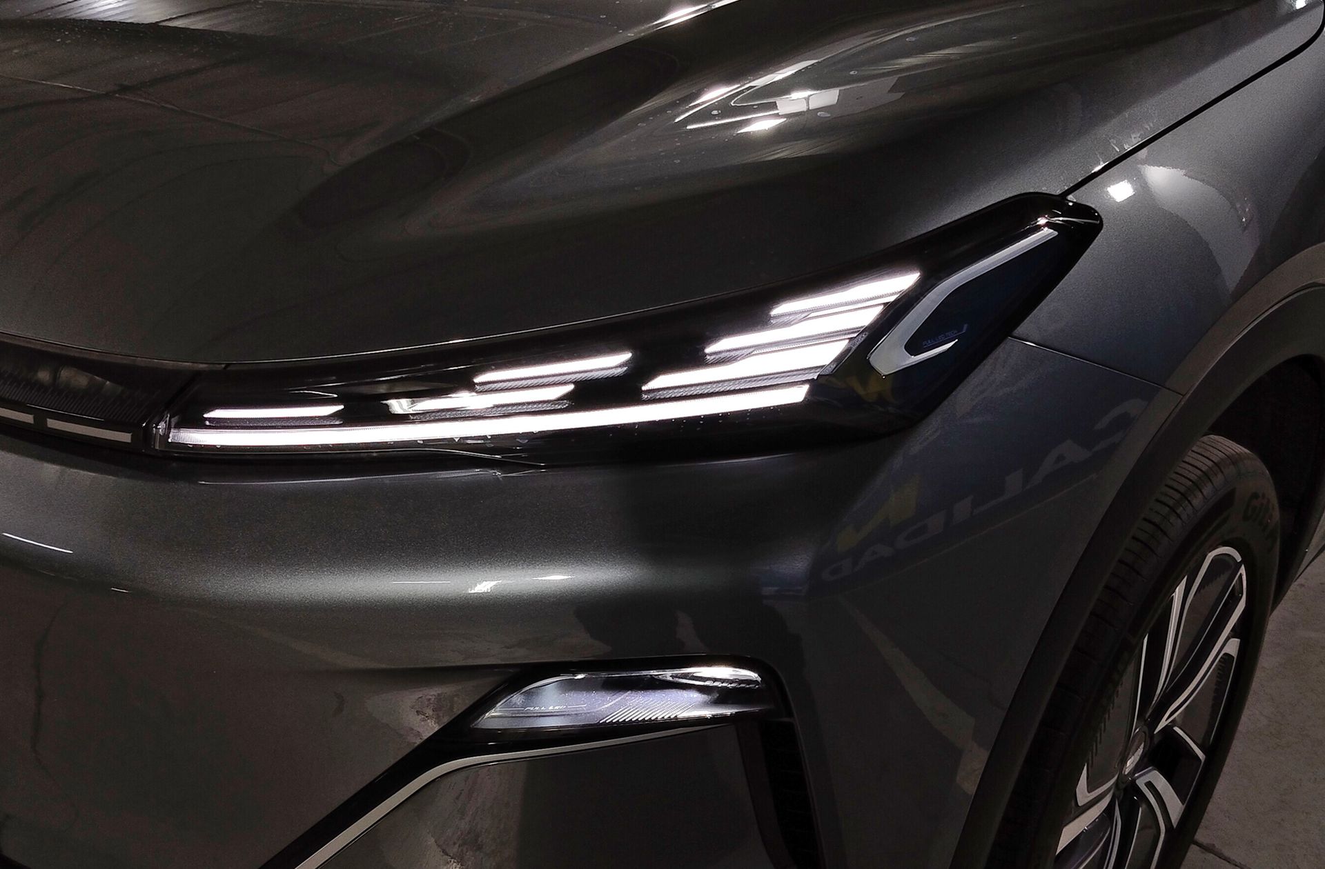 Geely Starray EM-i 1.5 PHEV Pro - foto 18
