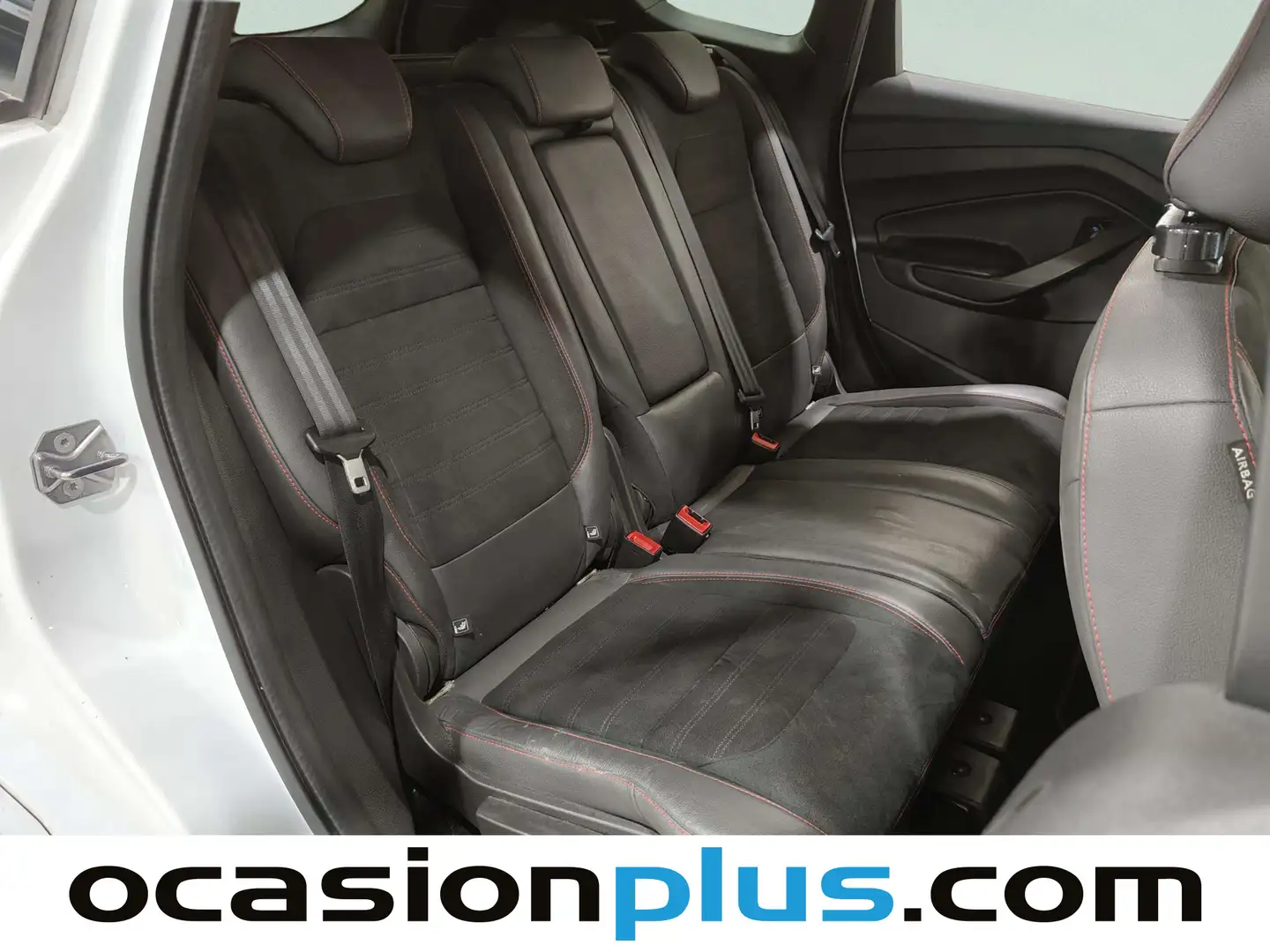 Foto Ford Kuga Ford Kuga 1.5 EcoBoost ST-Line 4x2 (120 CV)