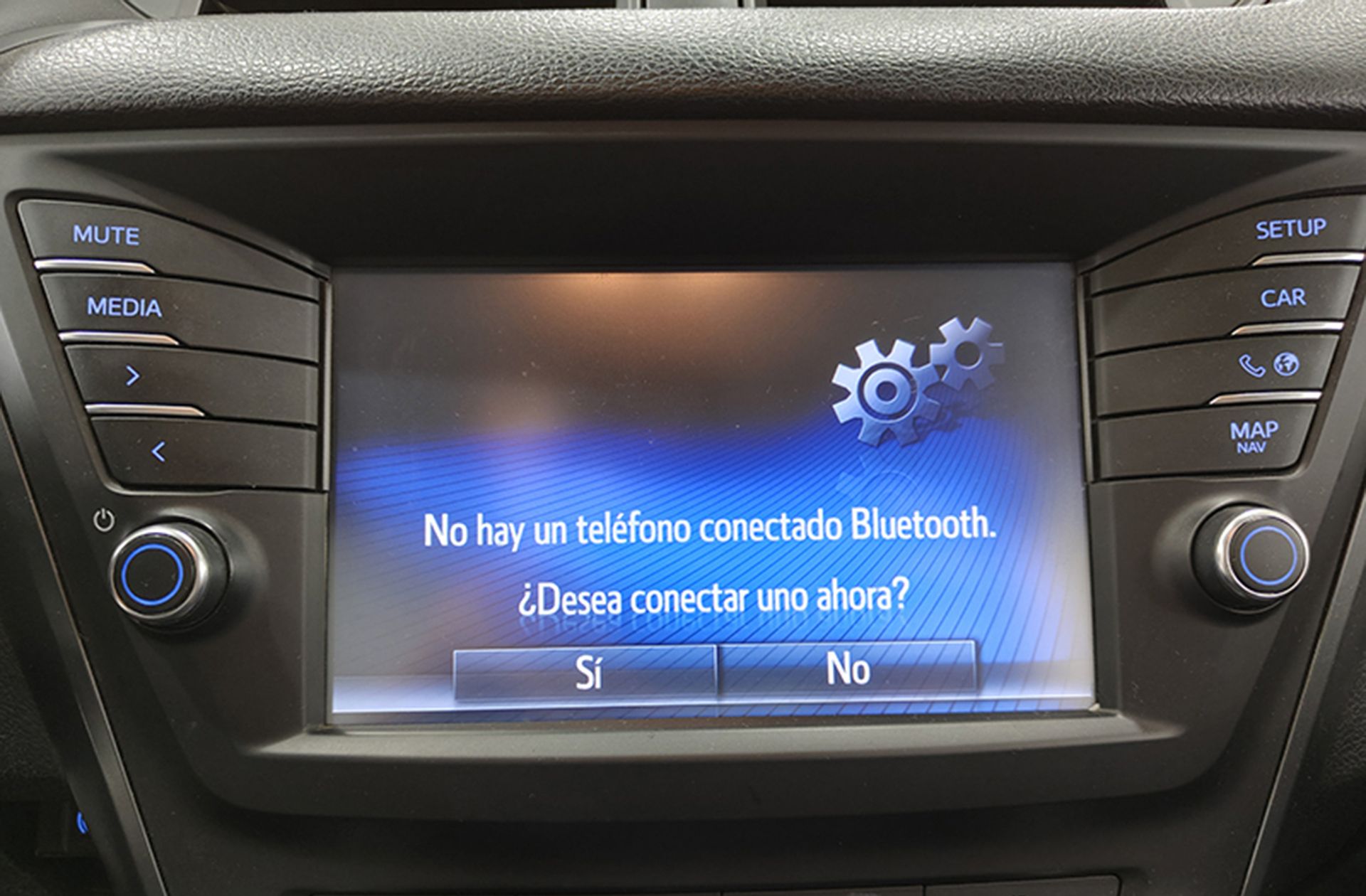 Toyota Avensis 150D Advance - foto 28