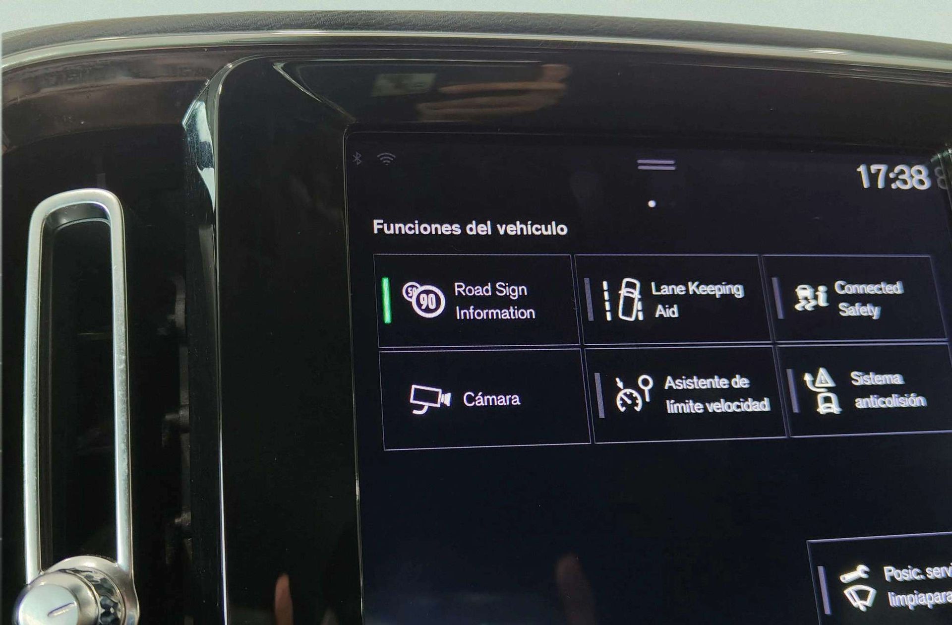 Volvo XC40 D3 Business Plus - foto 18