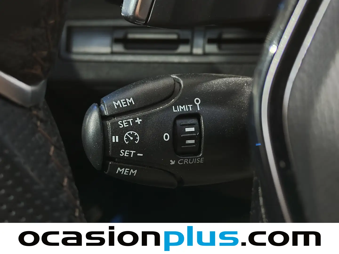 Foto Peugeot 3008 Peugeot 3008 BlueHDI 130 S&S Allure EAT8 (130 CV)