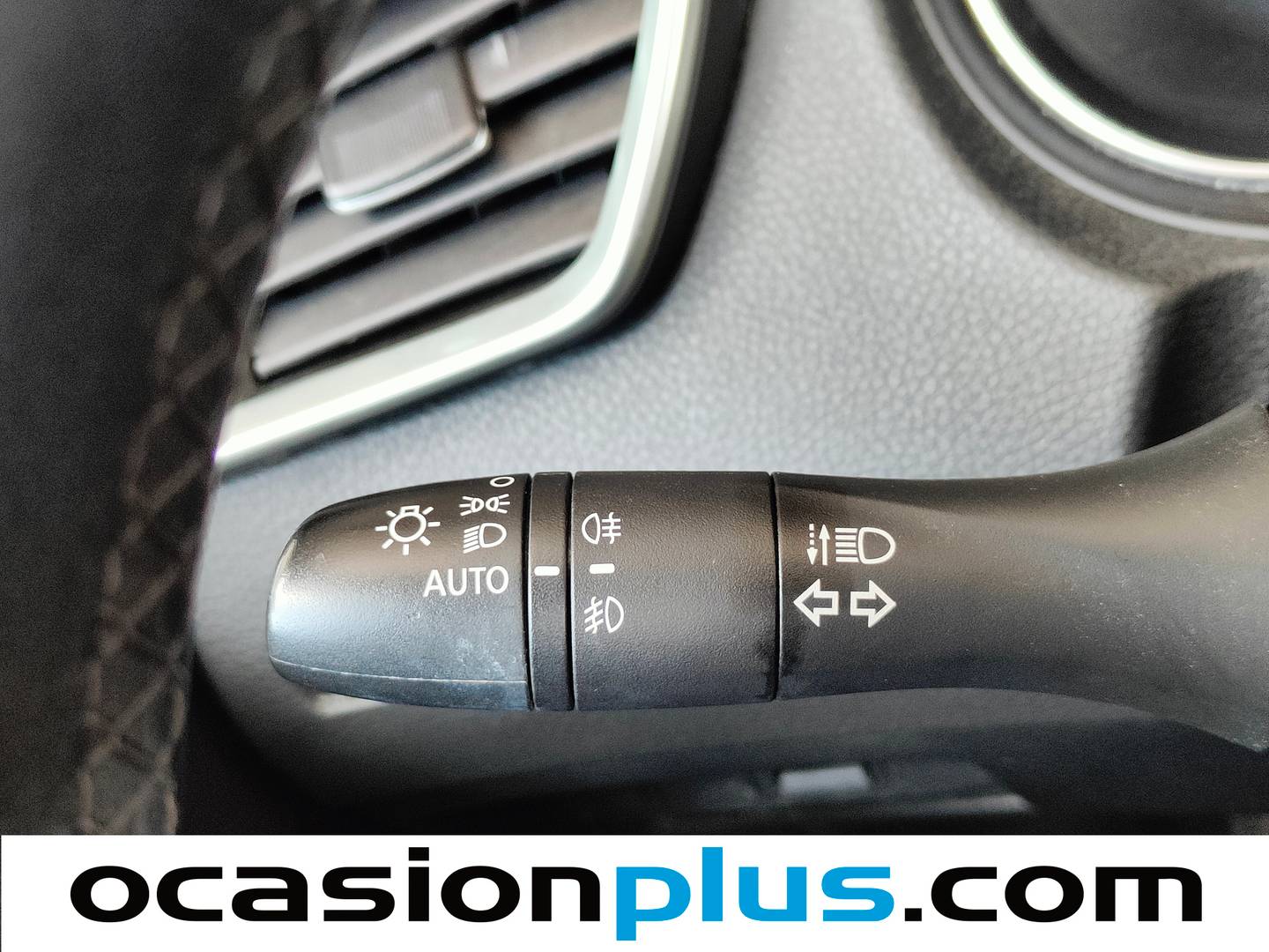 Equipamiento del Nissan QASHQAI Nissan Qashqai dCi 115 Acenta (115 CV)