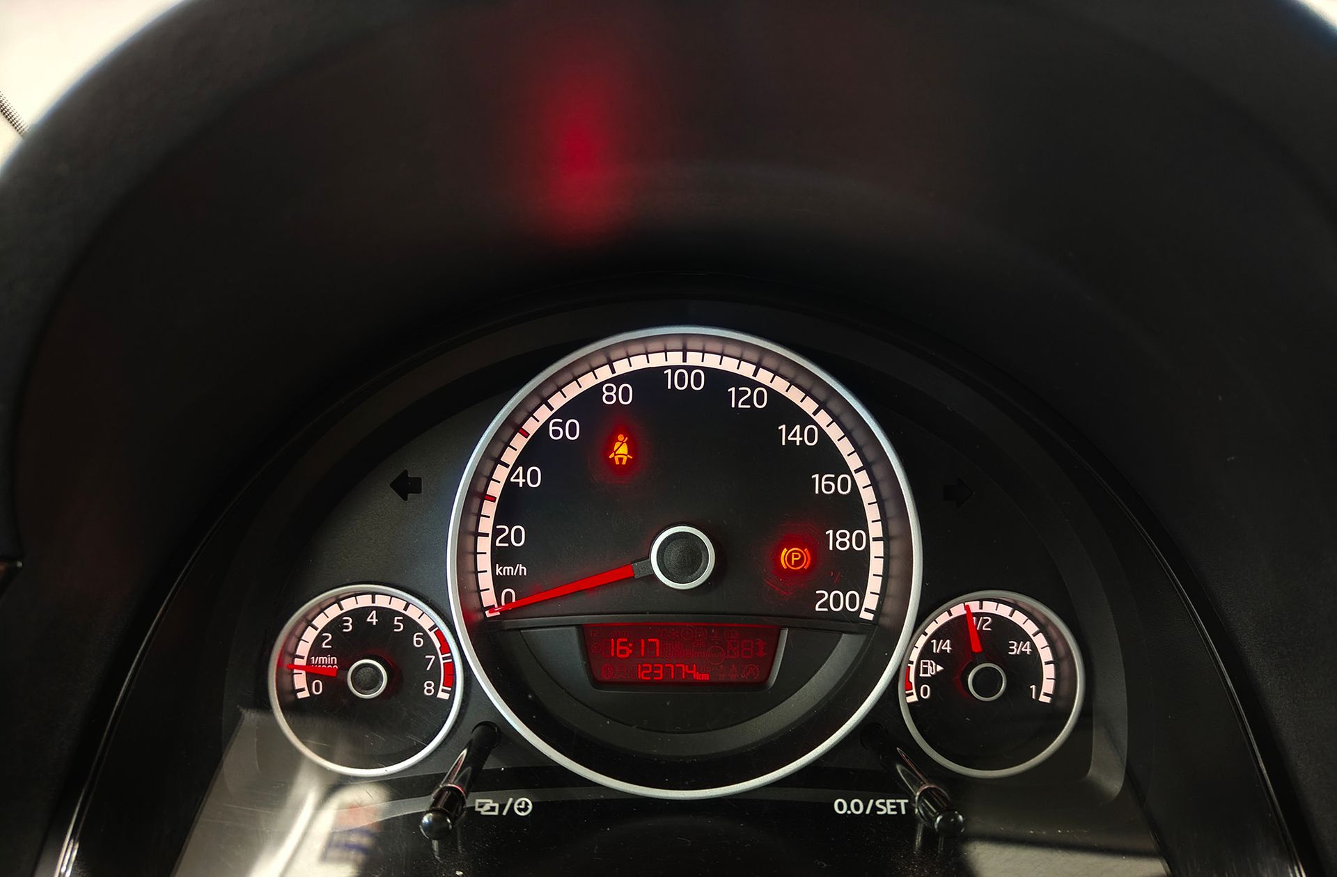 Volkswagen up! High up! 1.0 - foto 19