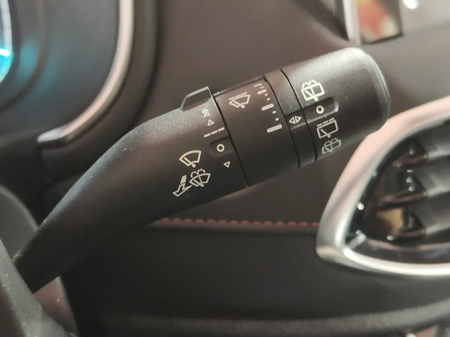 Foto MG HS MG HS 1.5 Turbo GDI Luxury DCT (162 CV)