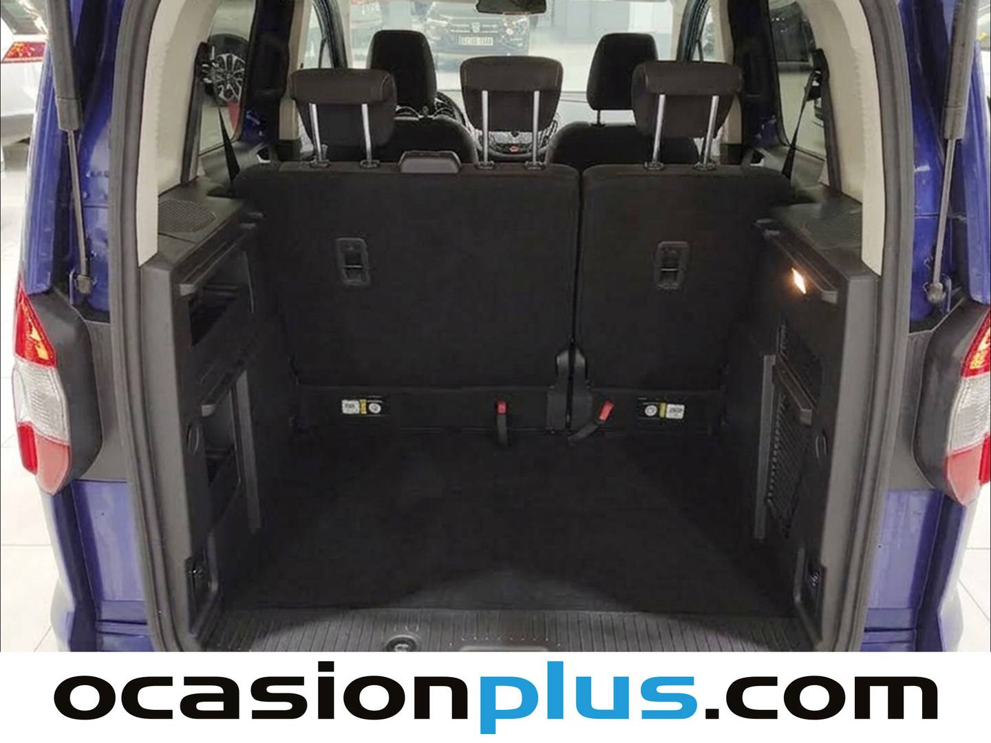 Fotos maletero Ford Tourneo Courier Ford Tourneo Courier 1.0 EcoBoost Titanium (100 CV)