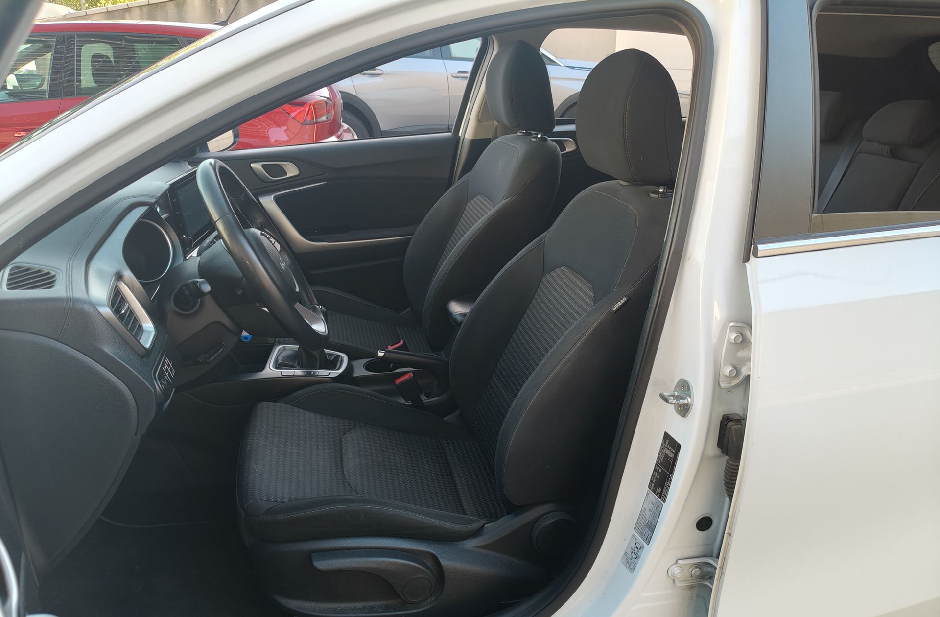 Kia Ceed 1.0 T-GDi Drive - foto 9