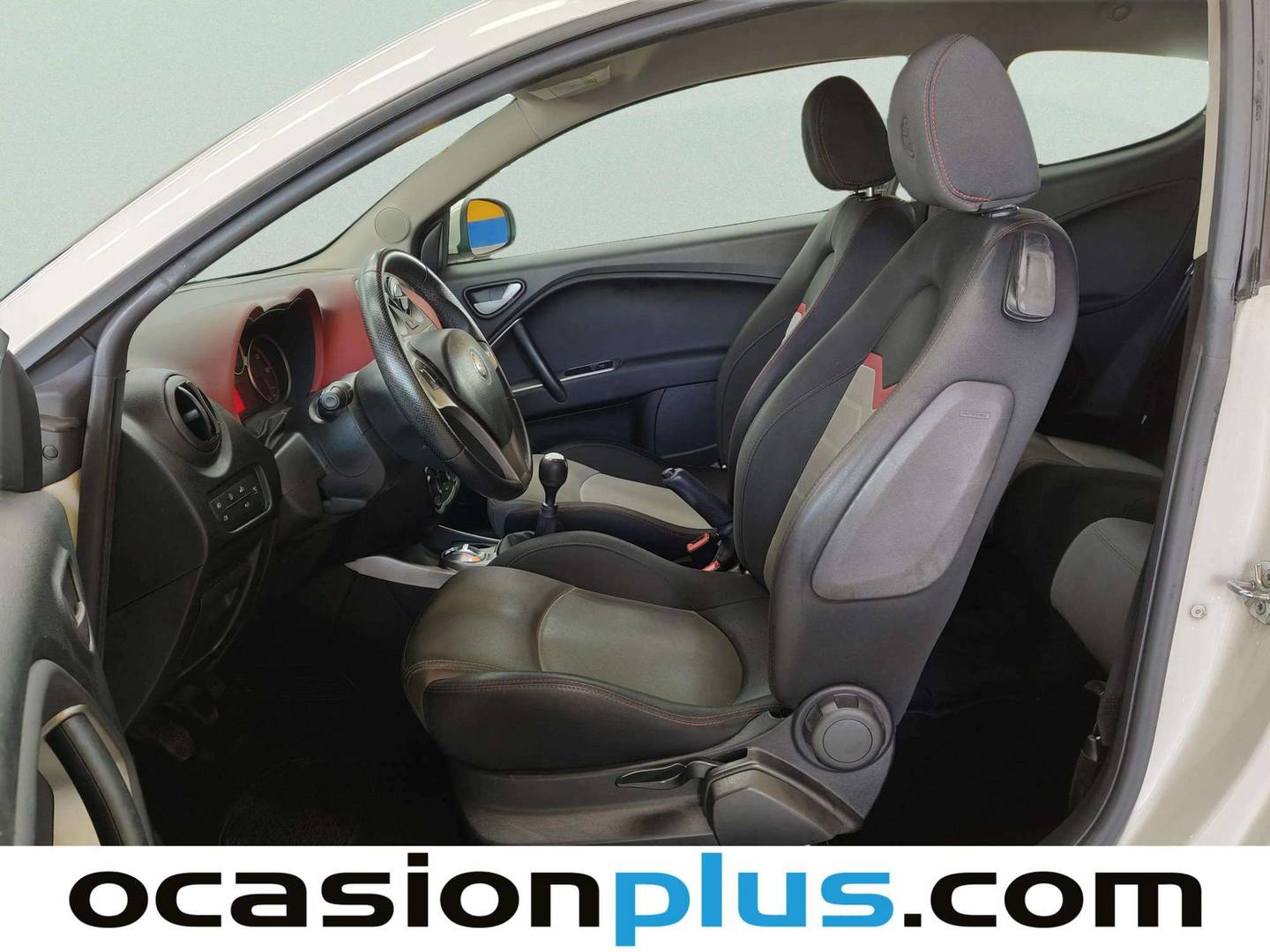 Foto Alfa Romeo MiTo Alfa Romeo Mito 1.3 JTDm S&S Distinctive (85 CV)