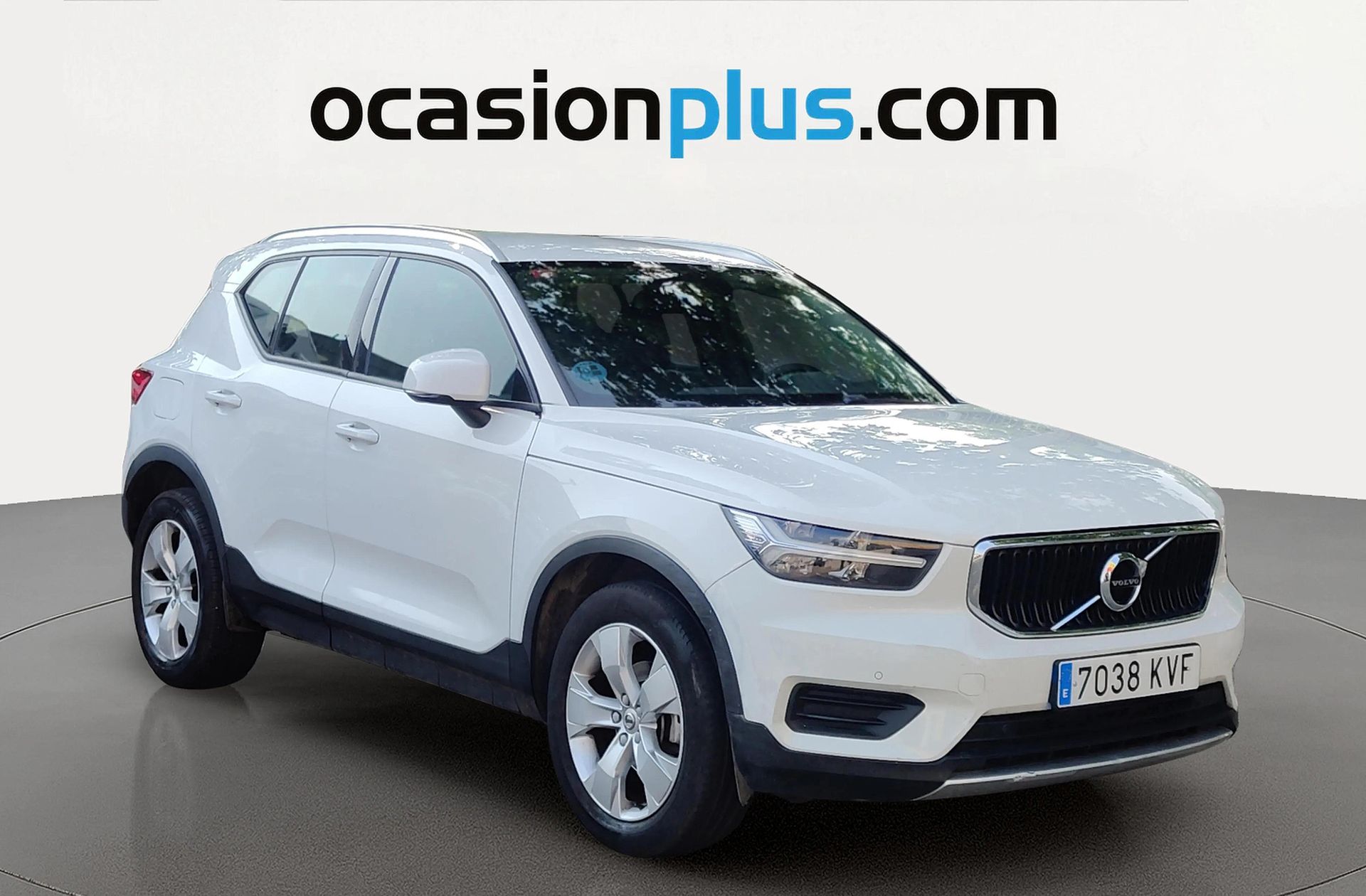 Volvo XC40 D3 Momentum - foto 2