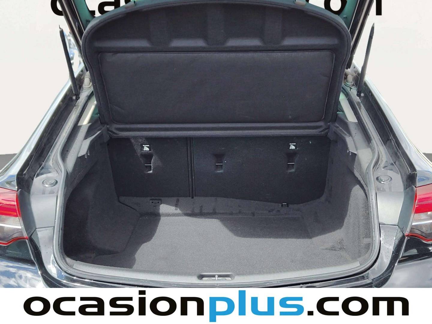 Fotos maletero Opel Insignia Opel Insignia 1.5 Turbo XFL 120 Aniversario (140 CV)