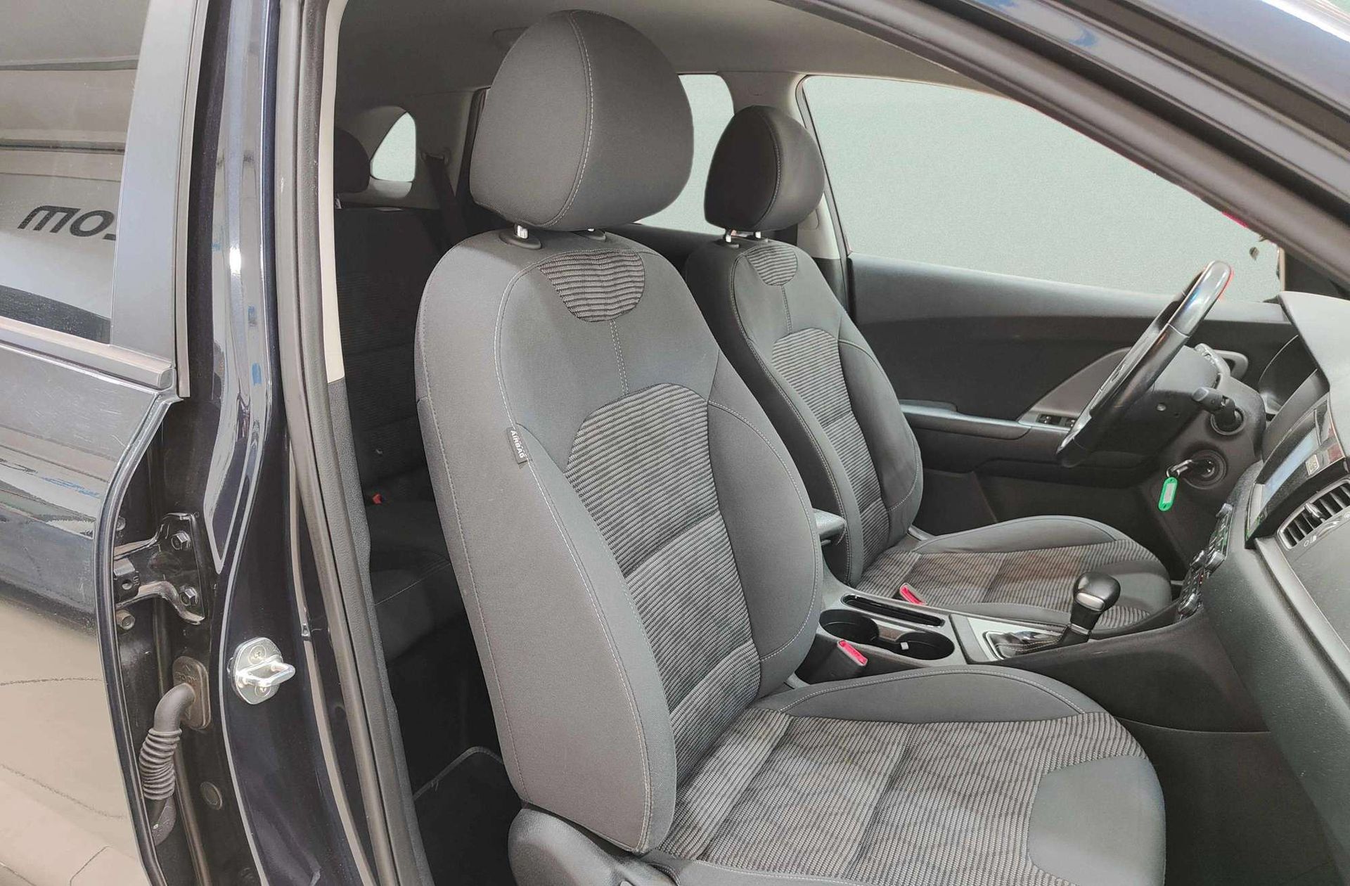 Kia Niro 1.6 GDi HEV Híbrido Drive - foto 18