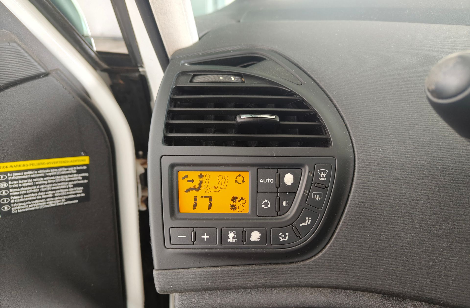 Citroën C4 Grand Picasso 1.6 HDi Tonic 7 plazas - foto 29