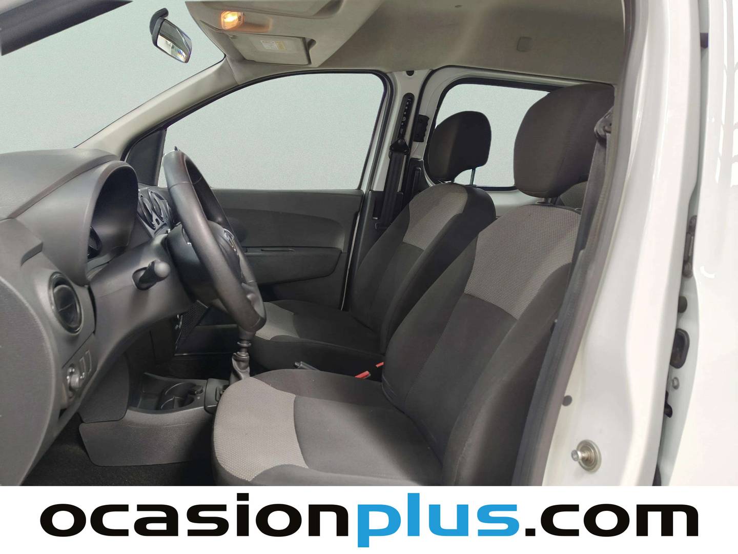 Foto asientos delanteros Dacia Dokker Dacia Dokker Essential Blue dCi (95 CV)