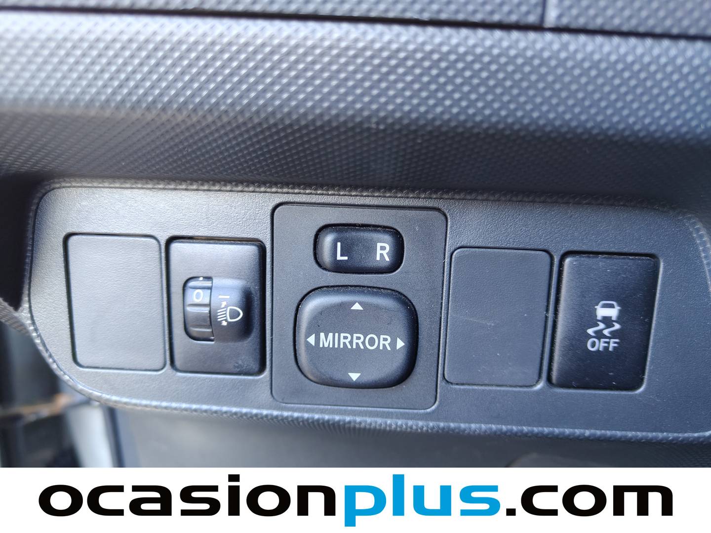 Foto Toyota Auris Toyota Auris 1.4 D-4D Luna Plus M/M (90 CV)